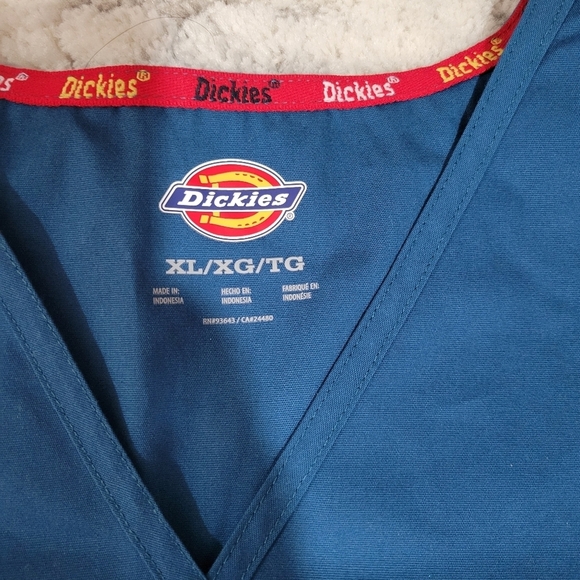 Dickies Women's Blue Scrub Top - Picture 3 of 10